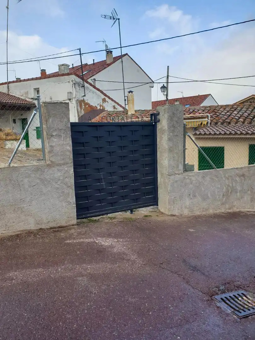 Vista exterior de Casa o chalet en venta en Puentes Viejas