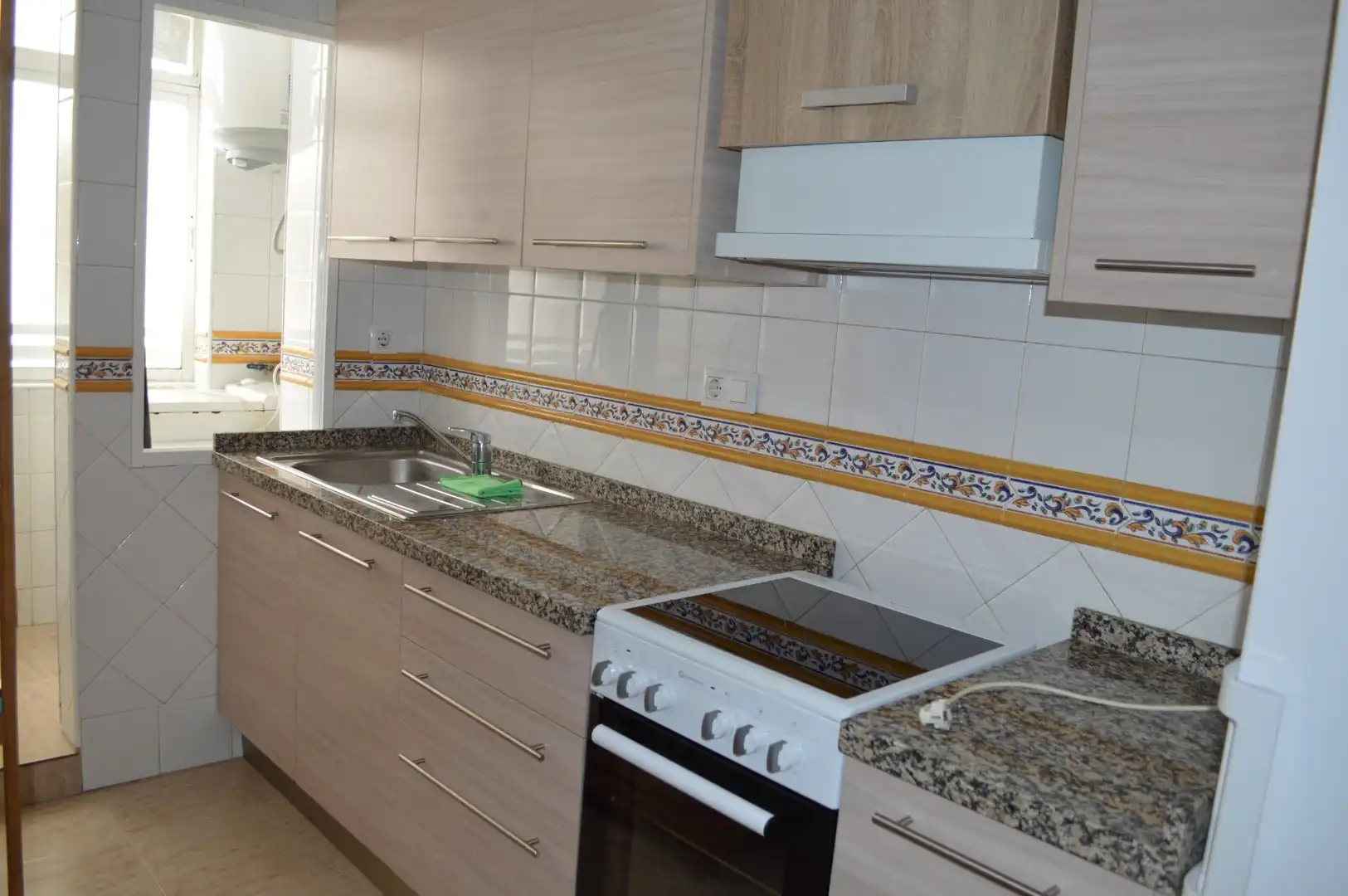 Kitchen of Flat for rent in Granada  with Terrace, Furnished and Balcony