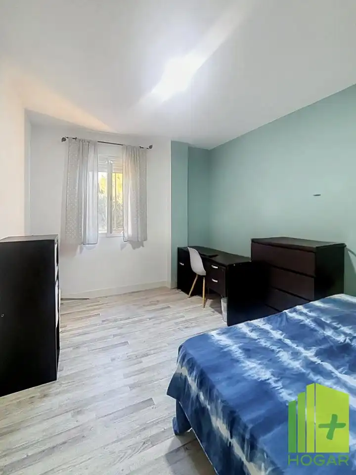 Dormitori de Casa o xalet en venda en La Guardia de Jaén amb Aire condicionat, Jardí privat i Terrassa