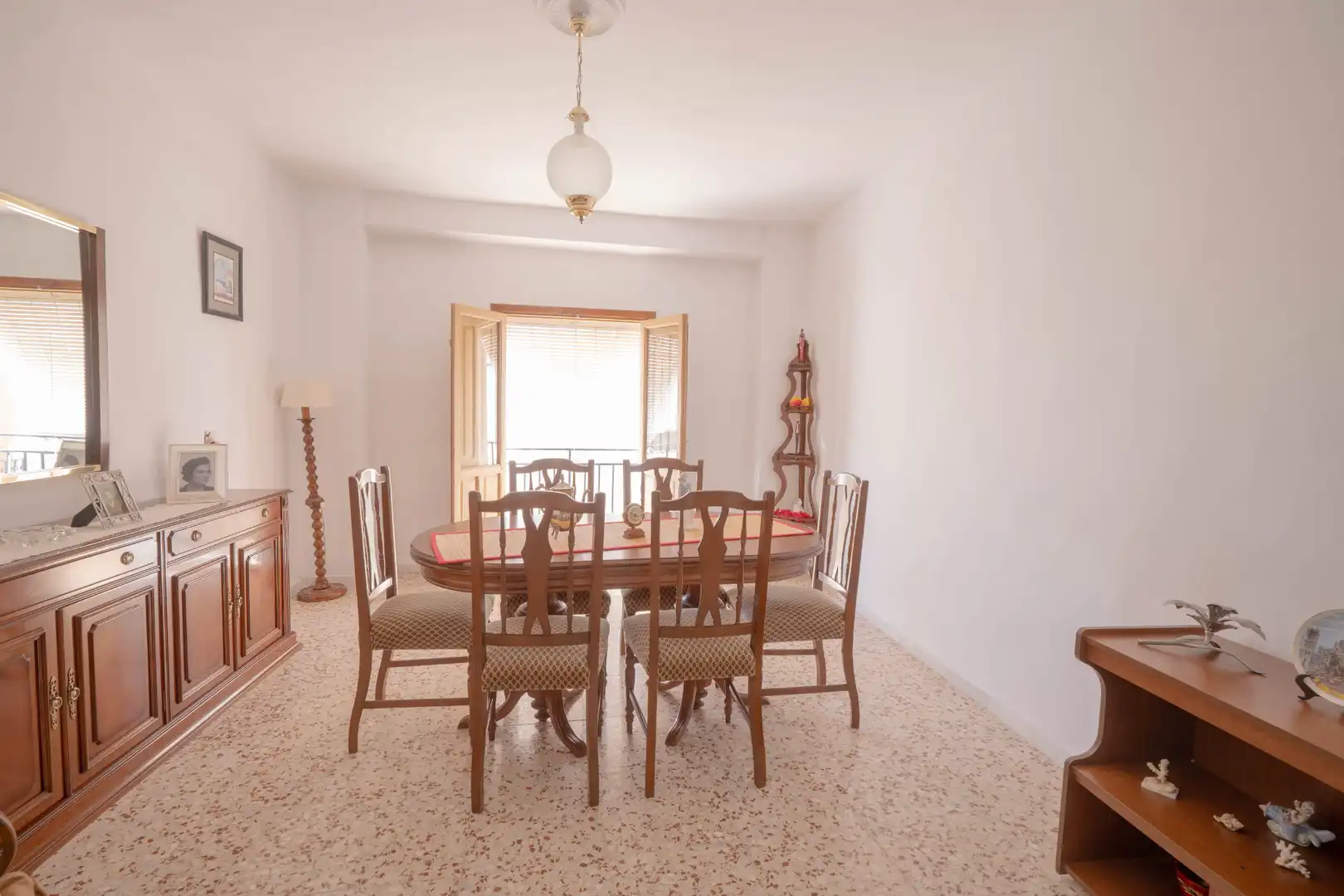 Comedor de Casa adosada en venta en Nevada con Amueblado y Balcón