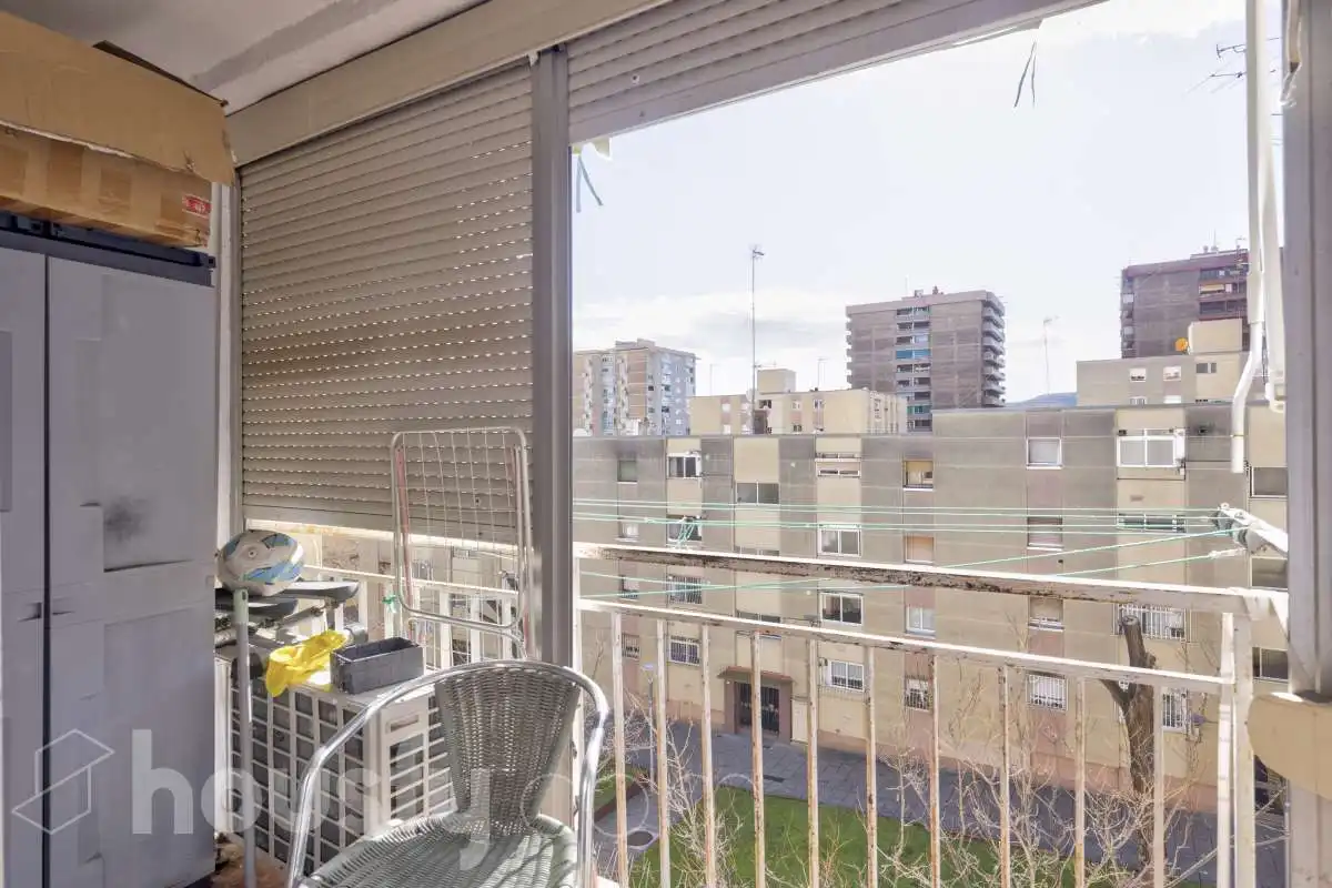 Terrasse von Wohnung zum Verkauf in Barcelona mit Klimaanlage, Terrasse und Balkon