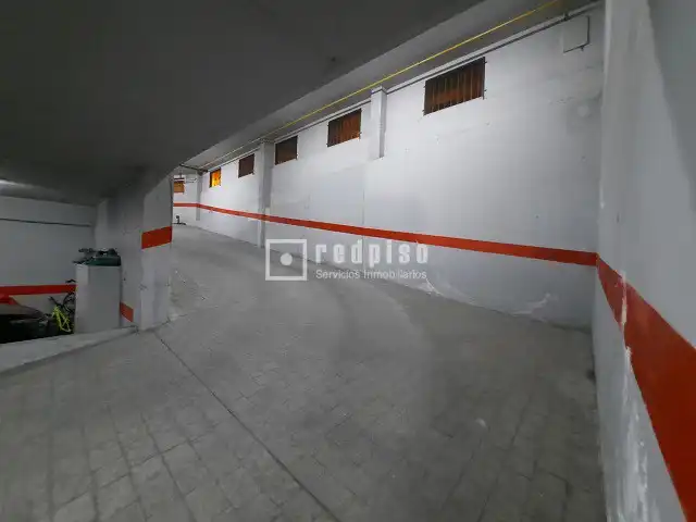 Aparcament de Pis en venda en Fuencarral - El Pardo