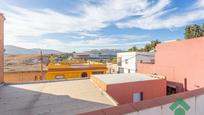 Vista exterior de Casa o xalet en venda en Algeciras amb Terrassa