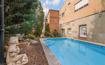 Swimming pool of Flat for sale in Manresa  with Air Conditioner, Heating and Terrace