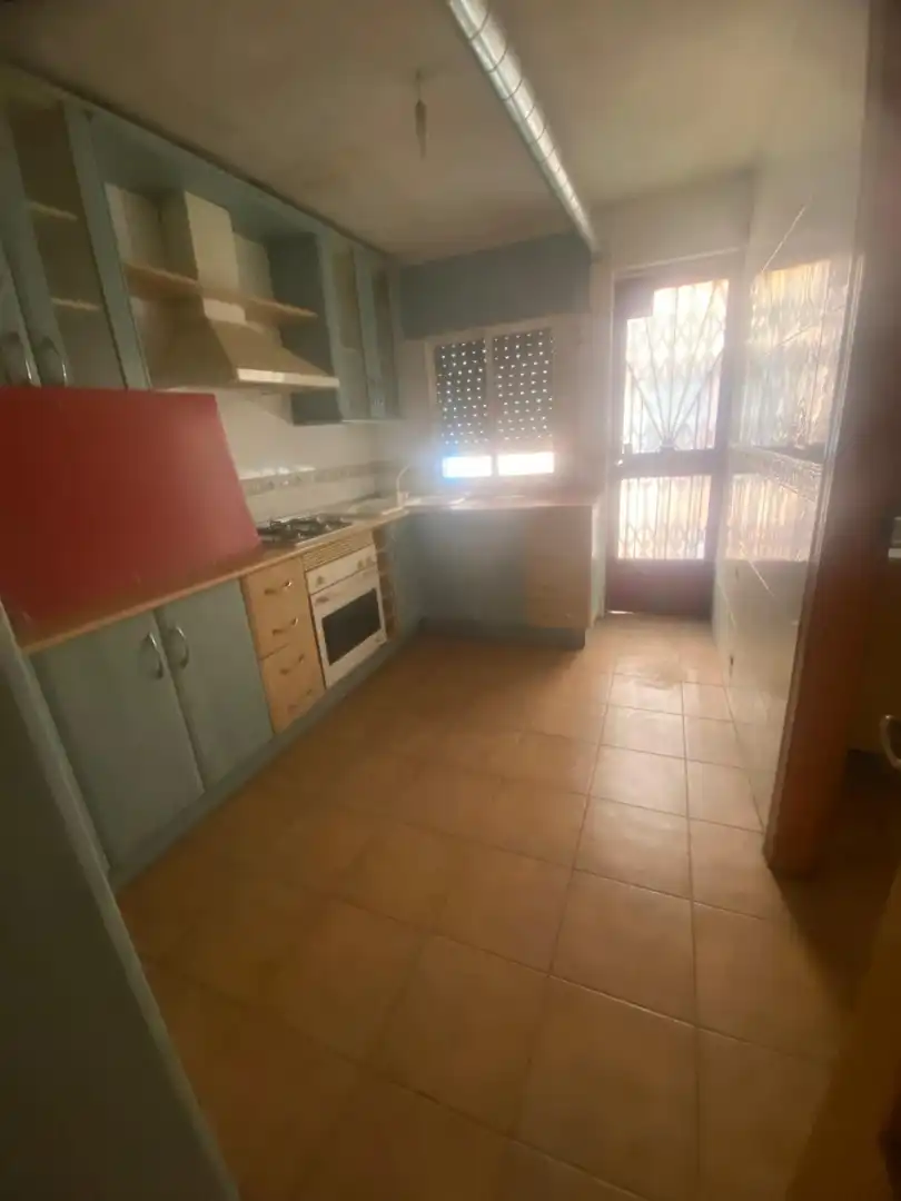 Cuina de Casa adosada en venda en Murcia amb Aire condicionat, Terrassa i Moblat