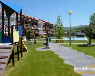 Vista exterior de Dúplex en venda en Santurde de Rioja amb Calefacció, Terrassa i Piscina