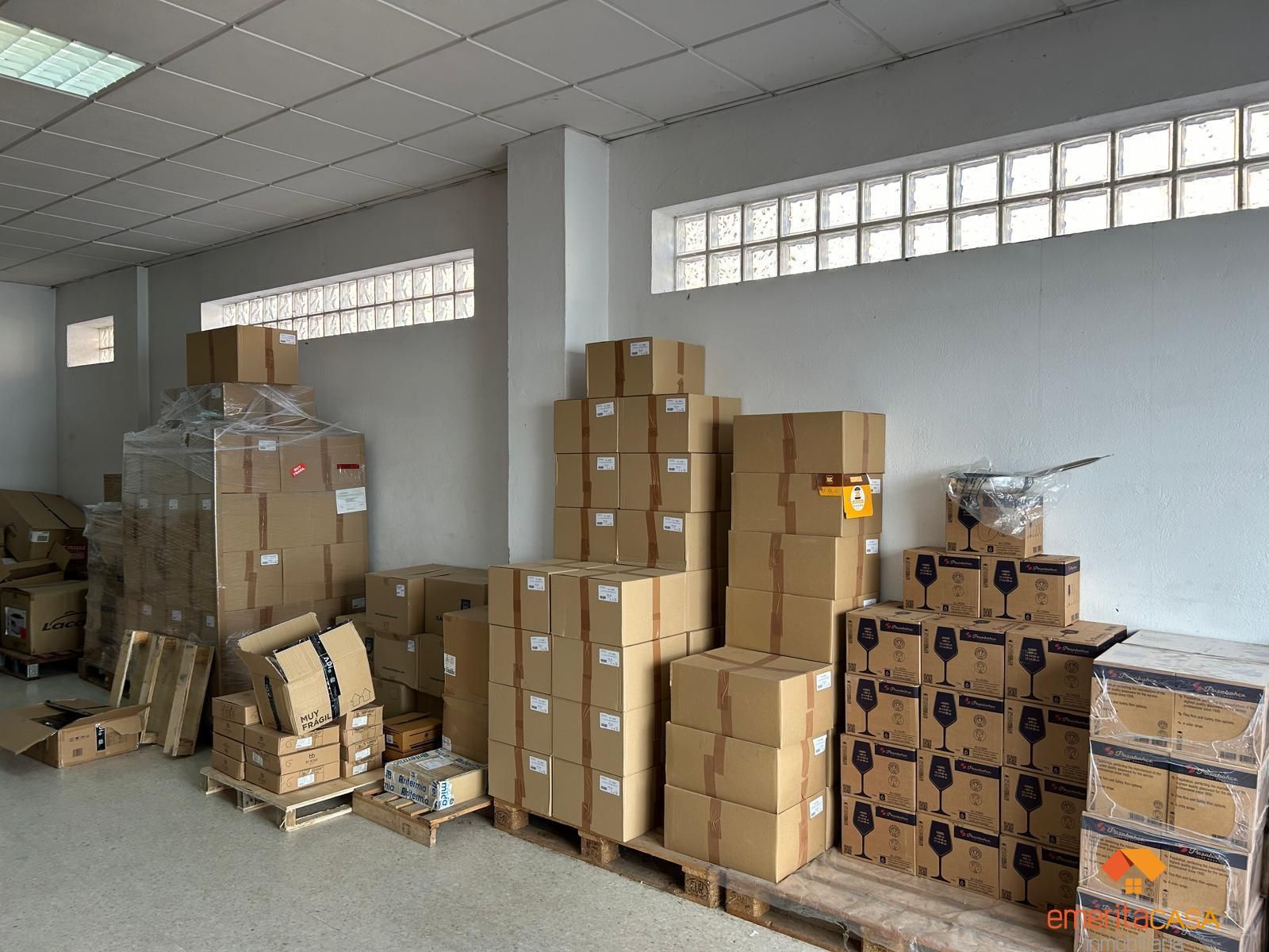 Premises for sale in Mérida  with Air Conditioner