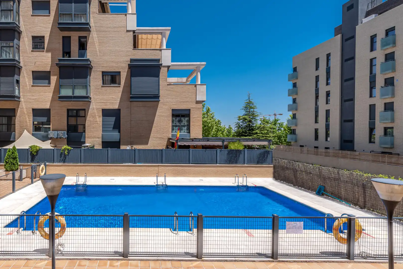 Piscina de Piso en venta en Madrid con Trastero