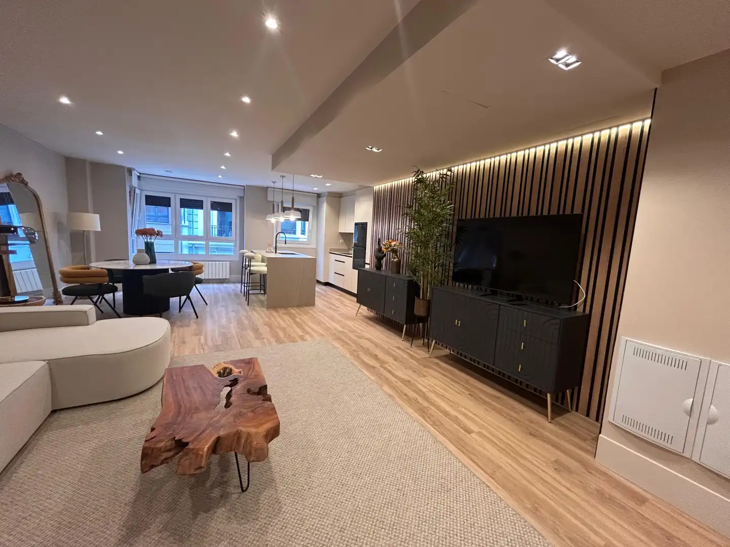 Pis de lloguer a Gijón - CL MARQUES DE CASA VALDES, Barrio del Centro