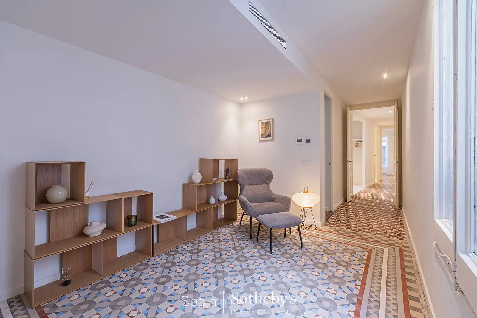 Apartments for sale in Barcelona  with Air Conditioner and Heating