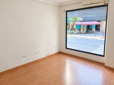 Business premises to rent in Carretera Gabriel Císcar
