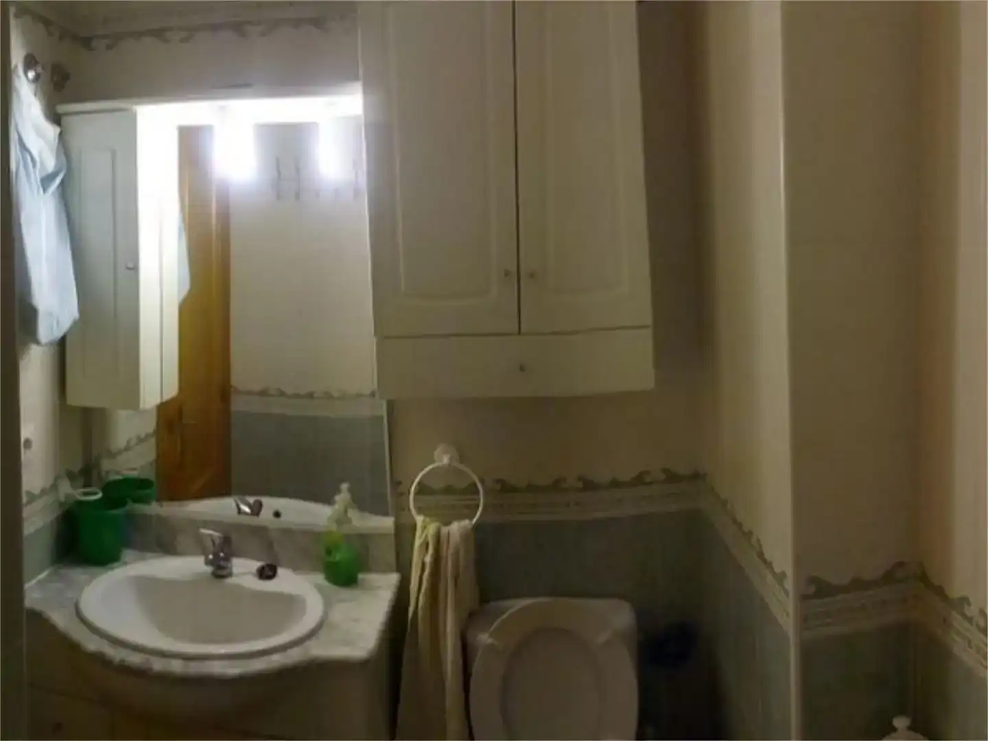 Baño de Piso de alquiler en Almonte con Aire acondicionado, Amueblado y Balcón