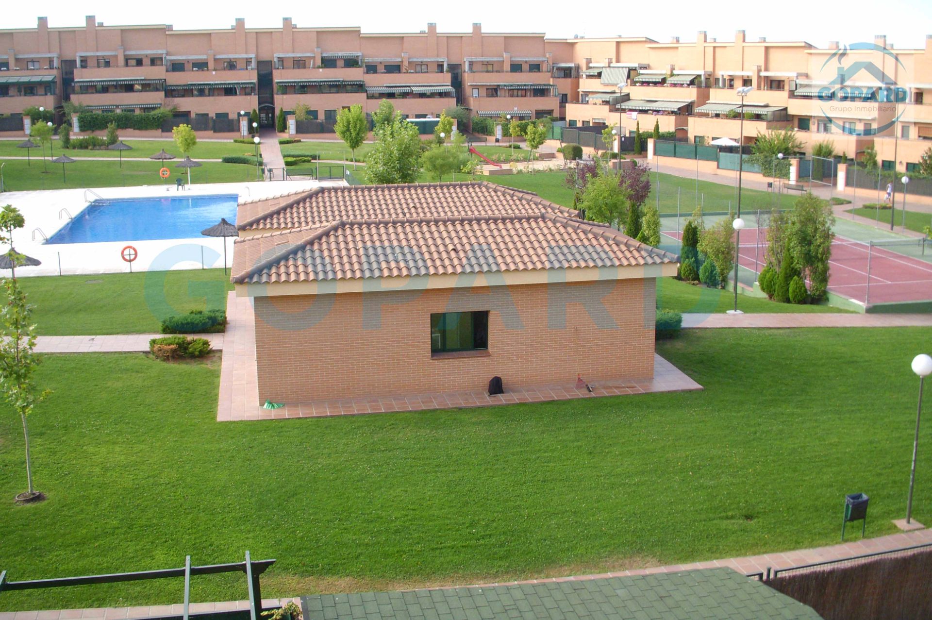 Exterior view of Flat to rent in Villanueva de la Cañada  with Air Conditioner, Heating and Terrace