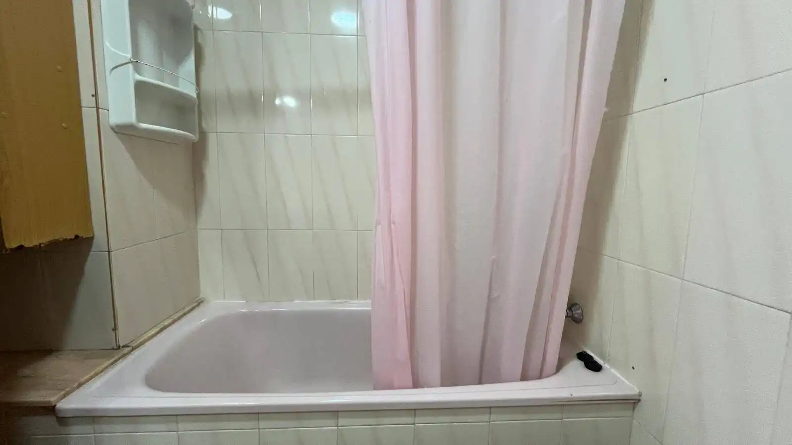 Bany de Pis en venda en Elche / Elx amb Terrassa i Balcó