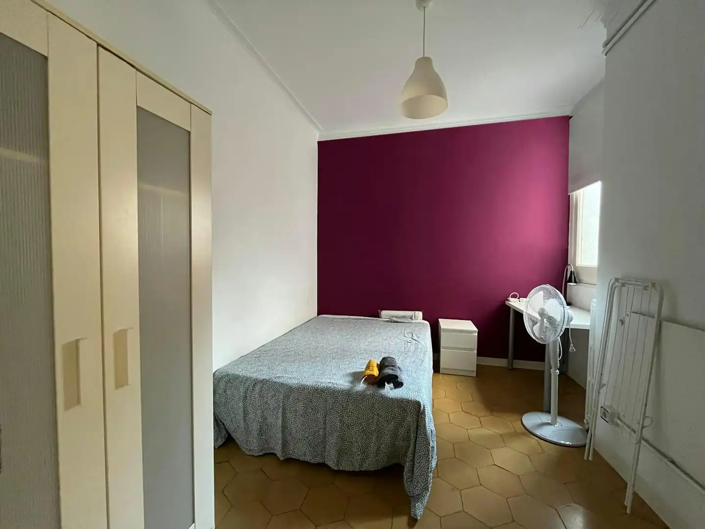 Habitación de Piso para compartir en Barcelona con Calefacción, Amueblado y Lavadora