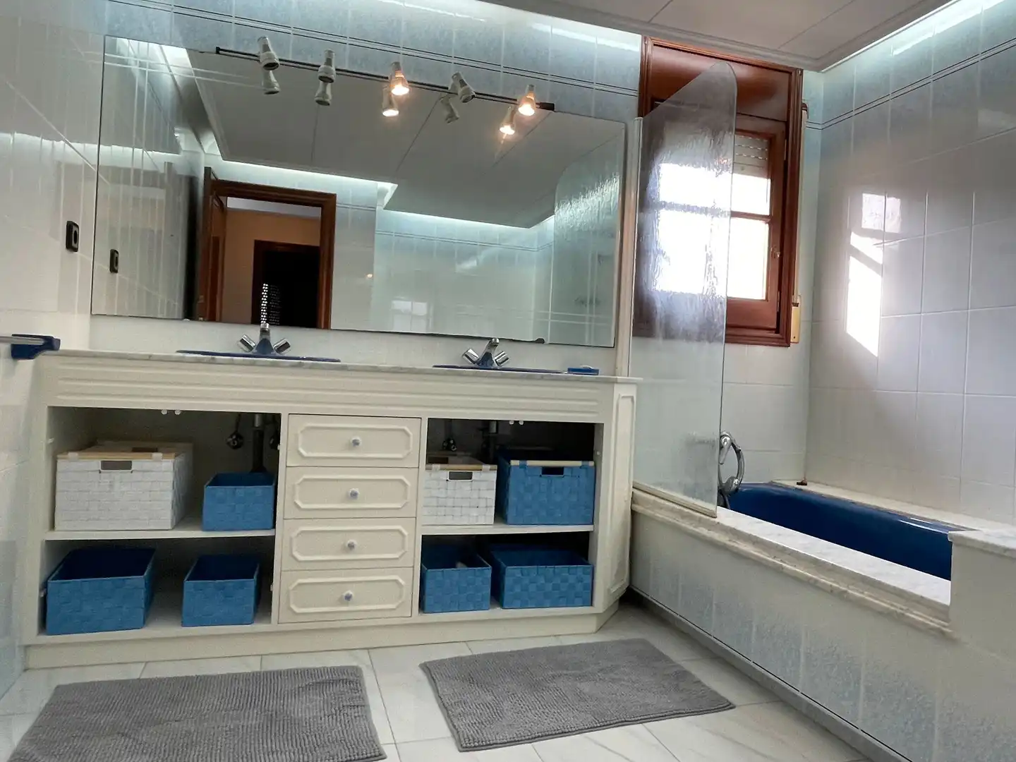 Bathroom of Houses for sale in Cambrils  with Air Conditioner, Private garden and Terrace