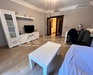 Sala d'estar de Dúplex en venda en Lucena amb Aire condicionat, Terrassa i Balcó