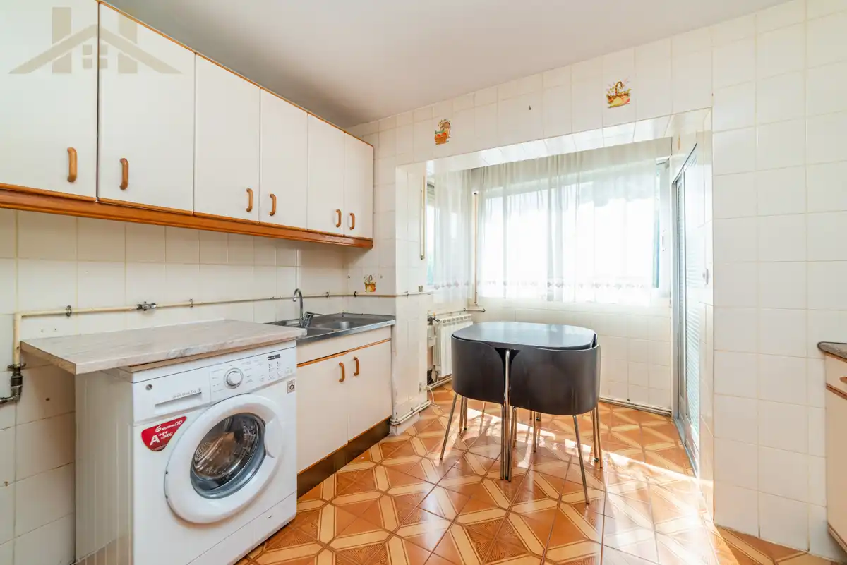 Appartement avec ascenseur à vendre à Calle de Santa Genoveva 12, imagen 2