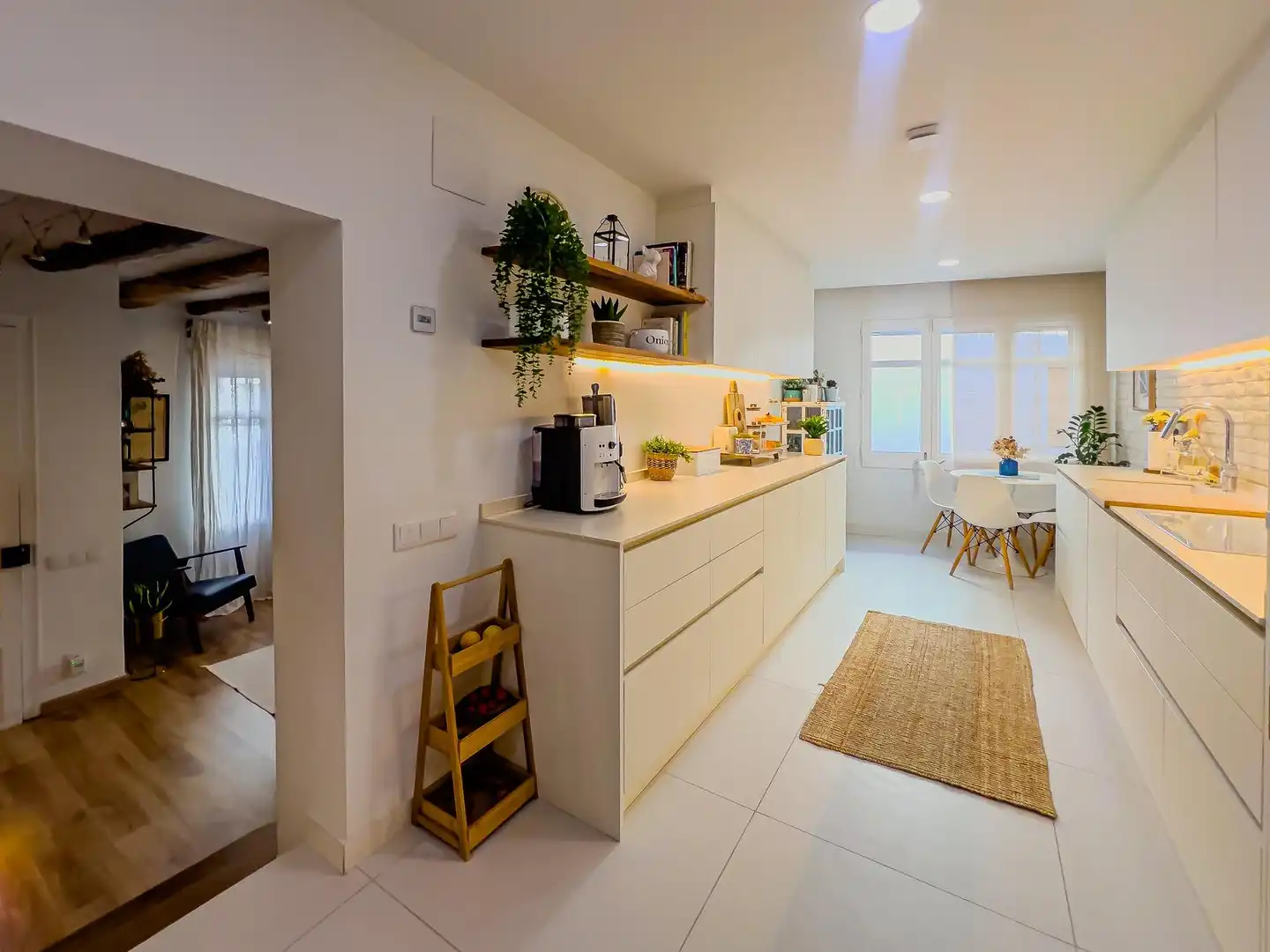 Cocina de Casa o chalet en venta en Molins de Rei con Aire acondicionado, Calefacción y Terraza