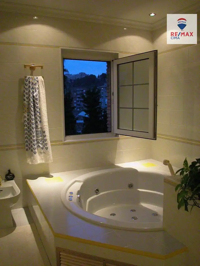 Chalet con terraza en venta en Genil, imagen 46