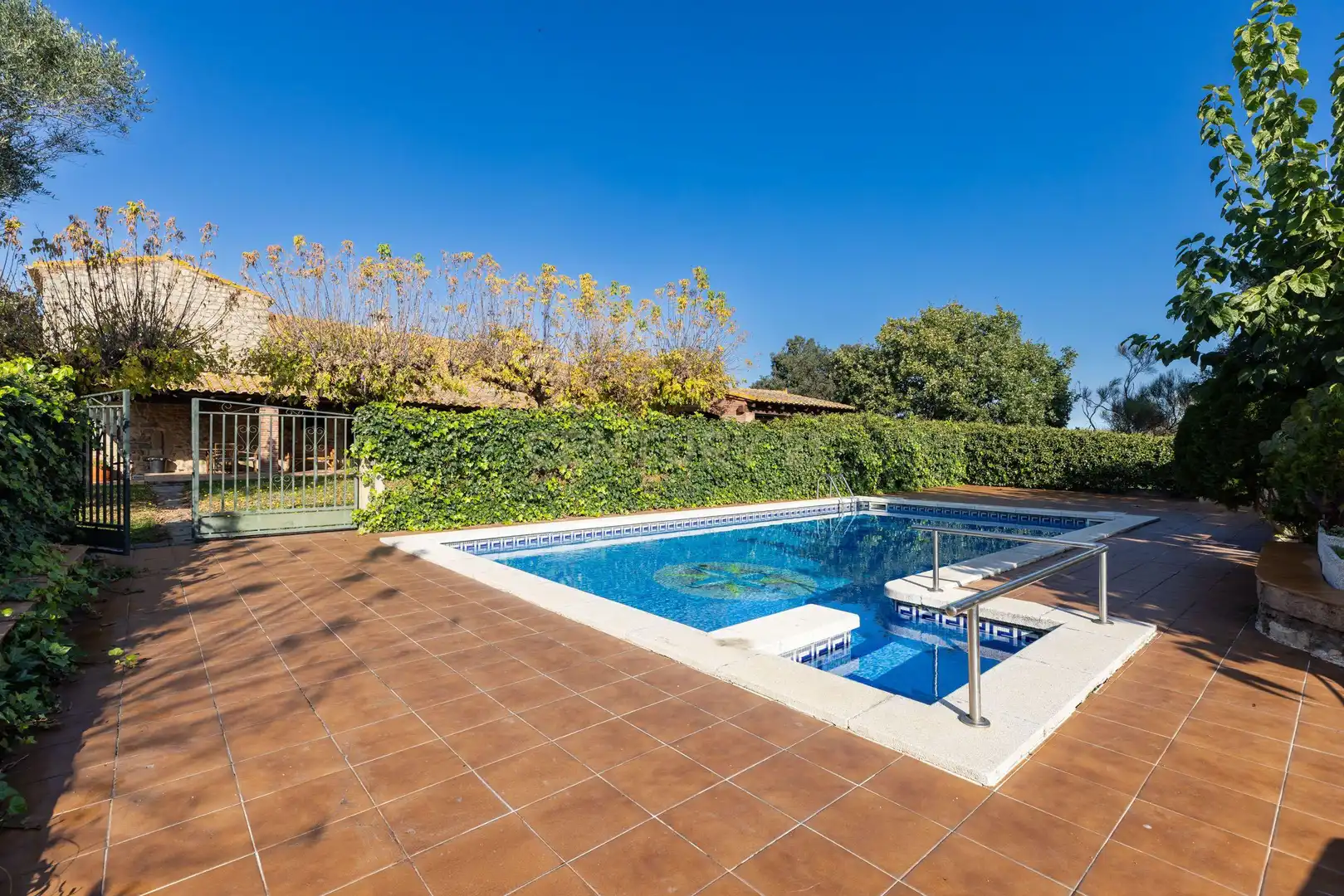 Swimming pool of Country homes for sale in Llagostera, Girona
