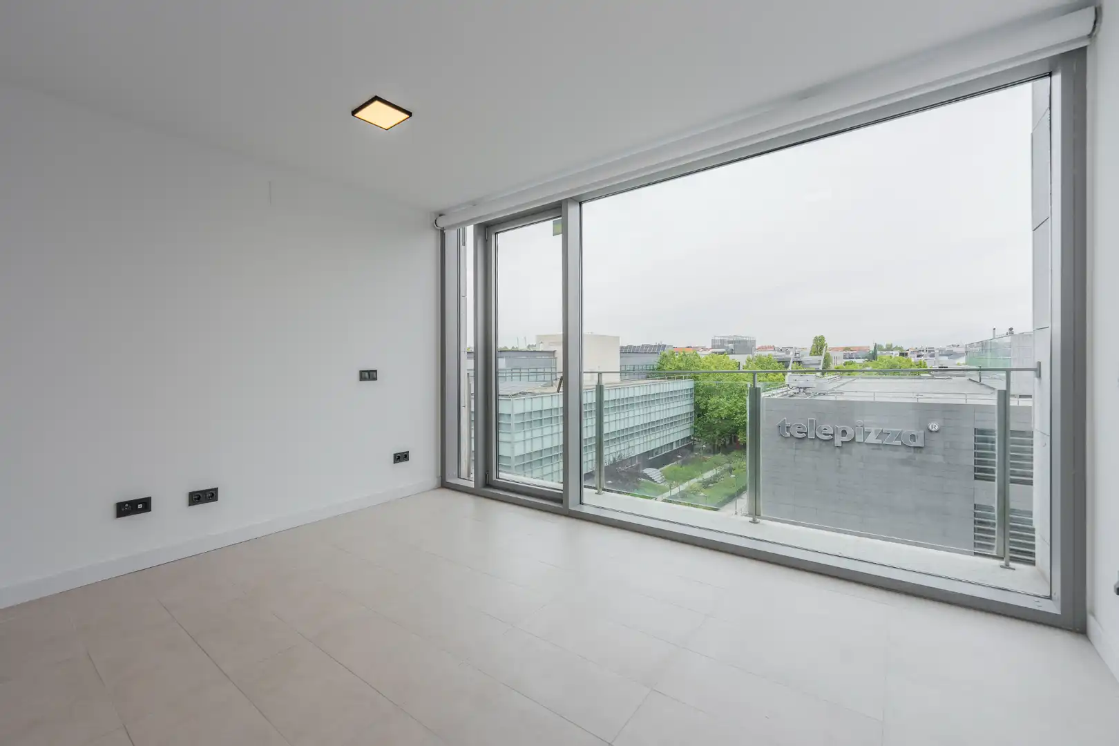 Dúplex con balcón en venta en Paseo de Europa, imagen 10