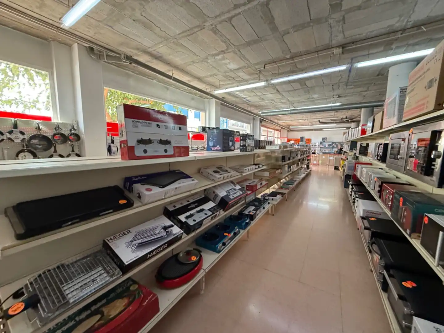 Local comercial en venda a Zona Pueblo, imagen 8