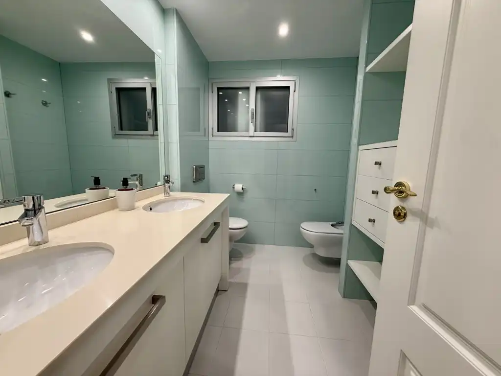 Bathroom of Flat for rent in Castellón de la Plana / Castelló de la Plana