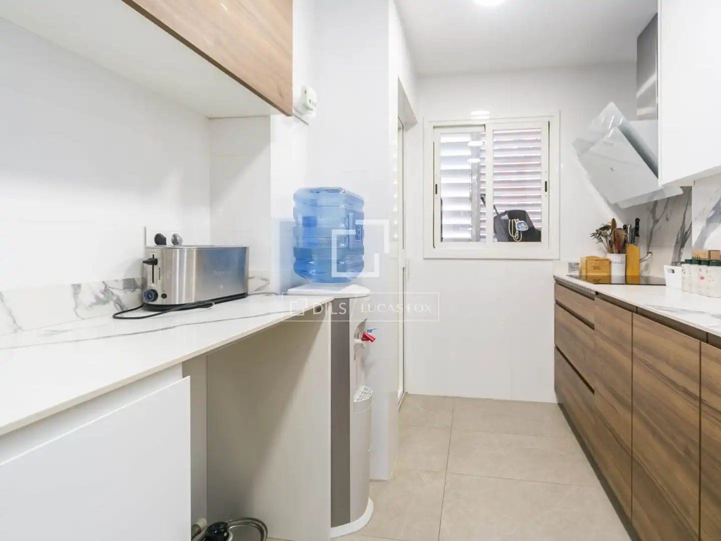 Kitchen of Flat for sale in Sant Cugat del Vallès  with Air Conditioner, Heating and Terrace