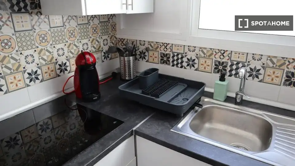 Kitchen of Flat for rent in Sevilla  with Air Conditioner, Heating and Furnished