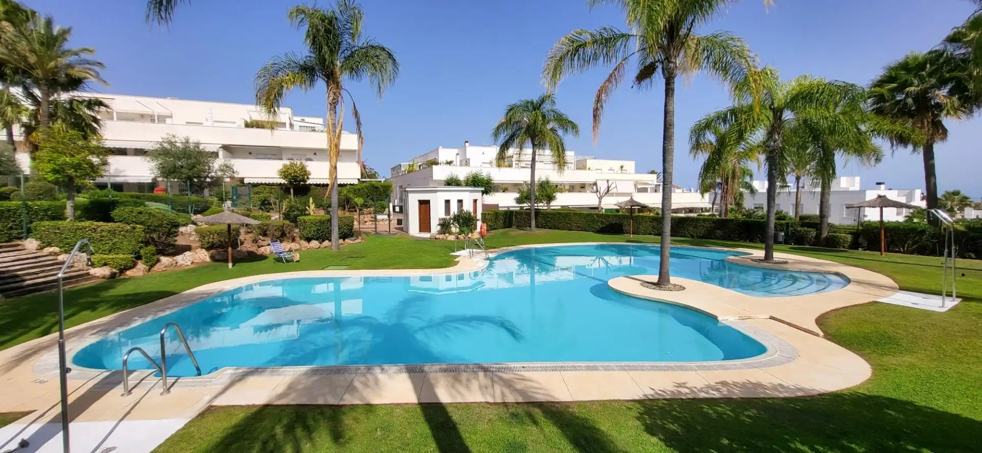 Jardí de Apartament de lloguer en Marbella amb Jardí privat, Terrassa i Moblat