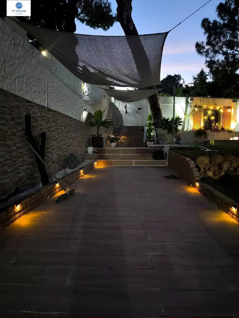 Terrassa de Casa o xalet en venda en Alcalá de Guadaira amb Calefacció, Jardí privat i Terrassa