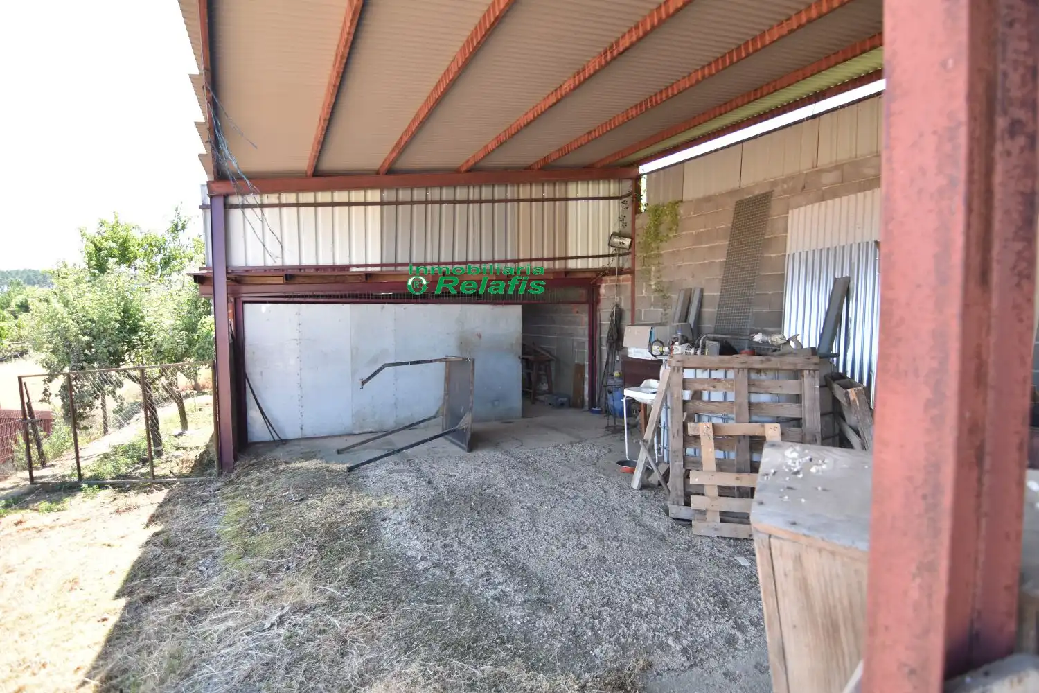 Industrial buildings for sale in Robleda