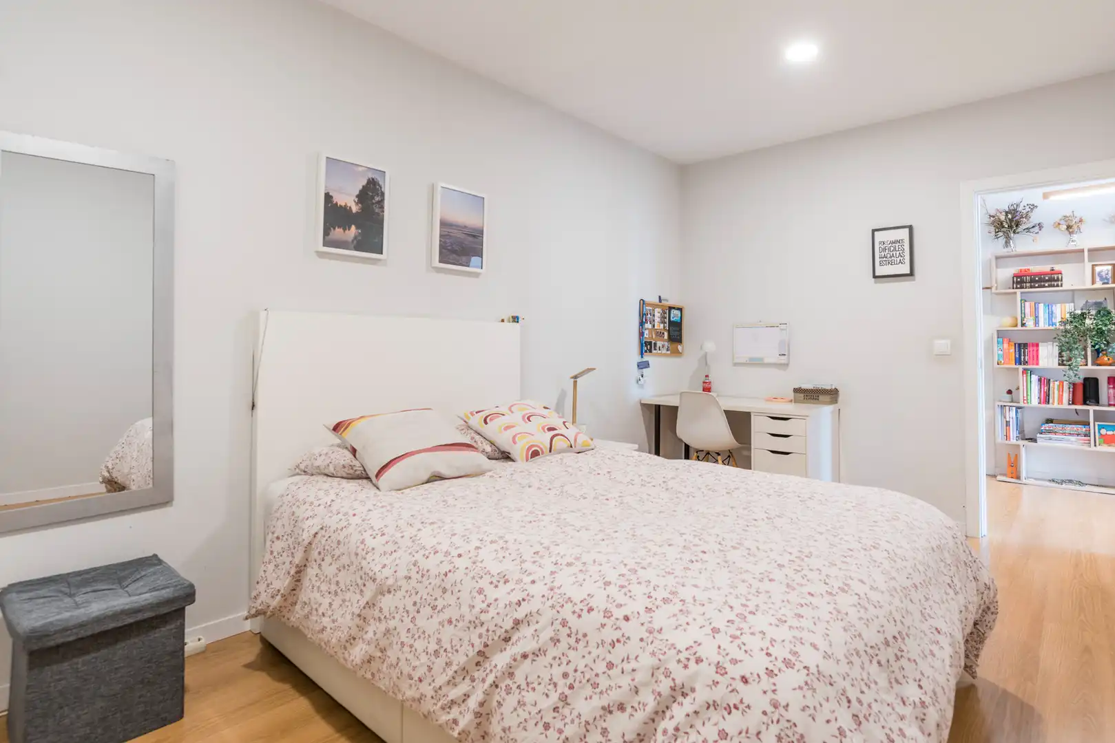 Habitación de Nave industrial en venta en Madrid
