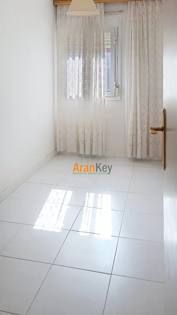 Piso en venta en Calle de los Olmos, Foso - Moreras