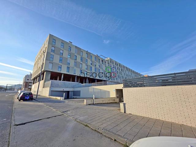 Garaje en Venta en Avenida Concepción Arenal en Las Cañas