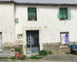 Exterior view of Single-family semi-detached for sale in Beleña