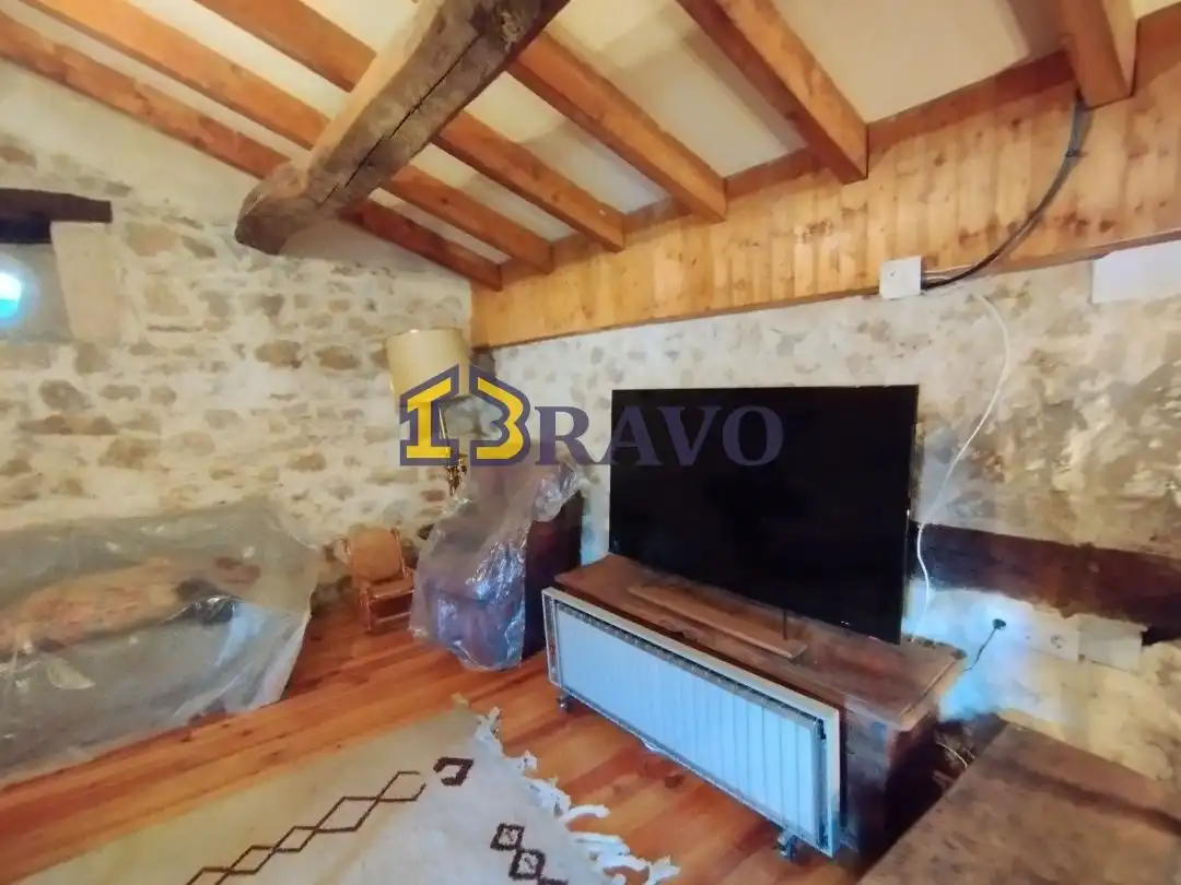 Sala d'estar de Casa o xalet en venda en Merindad de Valdivielso amb Calefacció i Balcó
