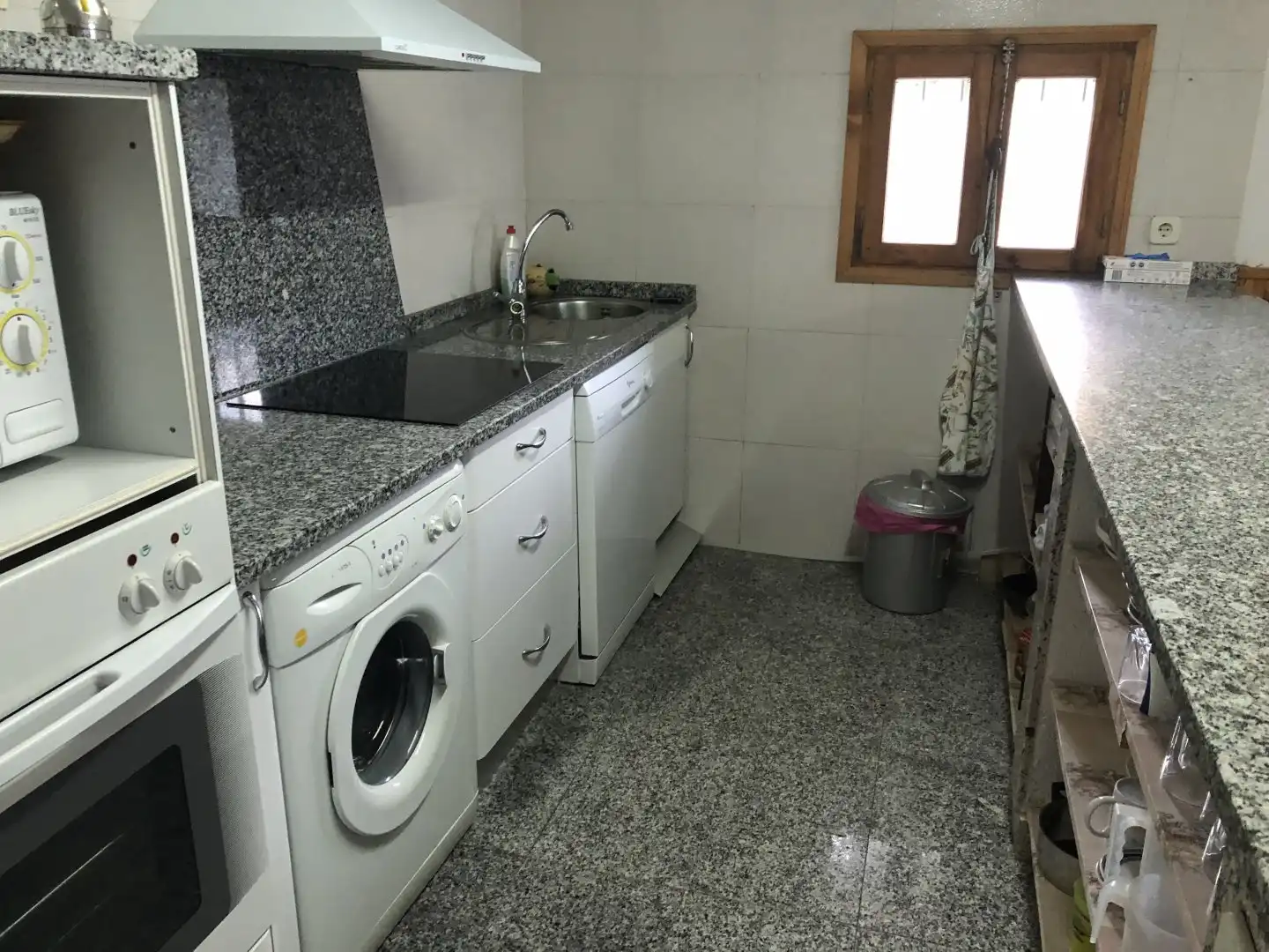 Cocina de Casa o chalet en venta en Otero de Herreros con Calefacción, Jardín privado y Terraza
