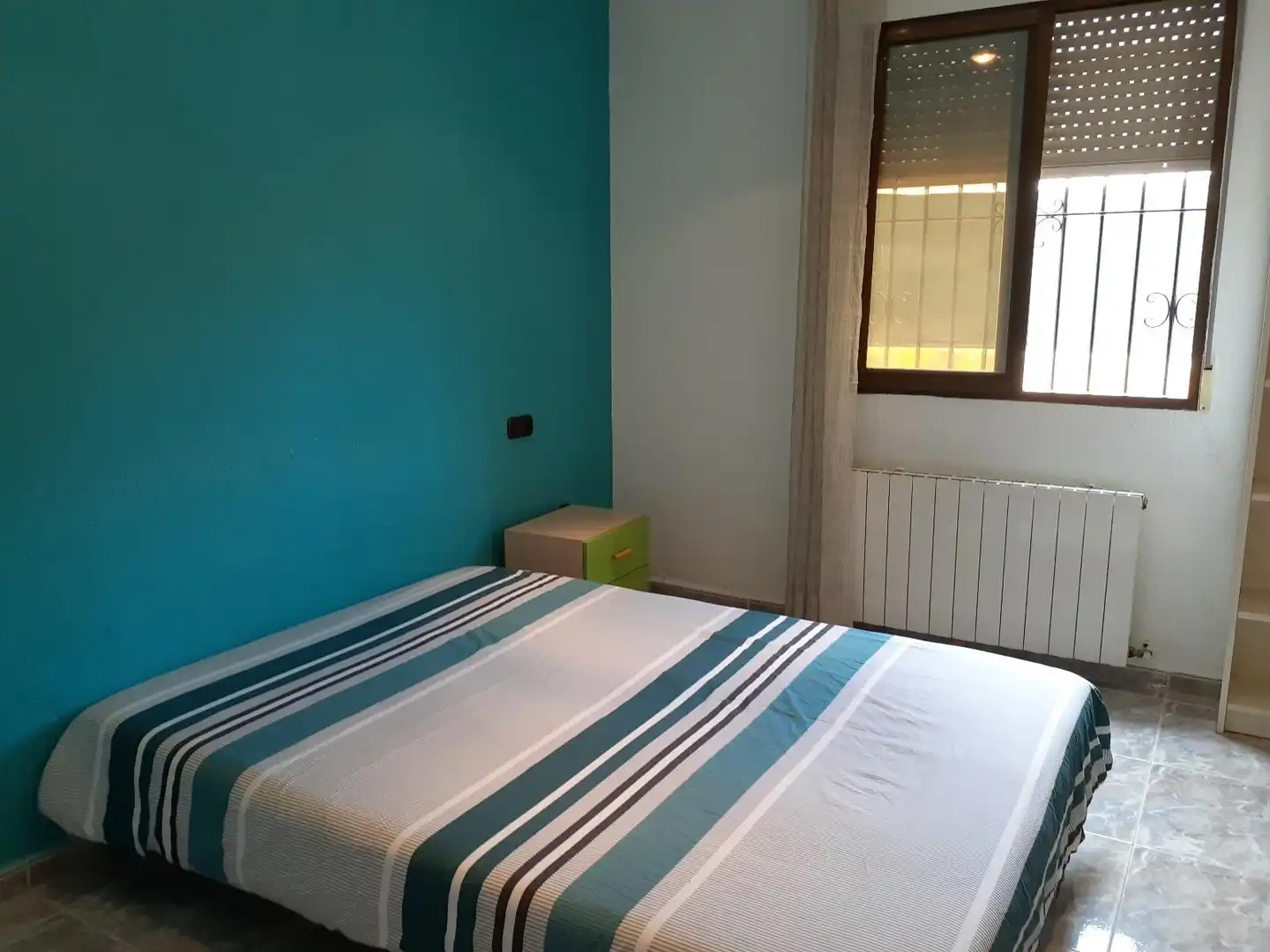 Dormitori de Casa o xalet en venda en Elche / Elx amb Aire condicionat, Jardí privat i Piscina