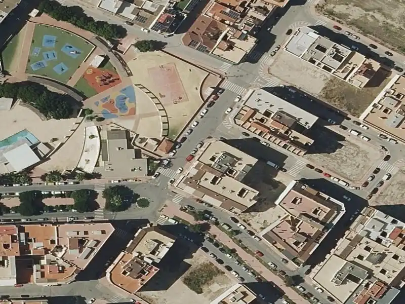 Vista exterior de Piso en venta en Orihuela