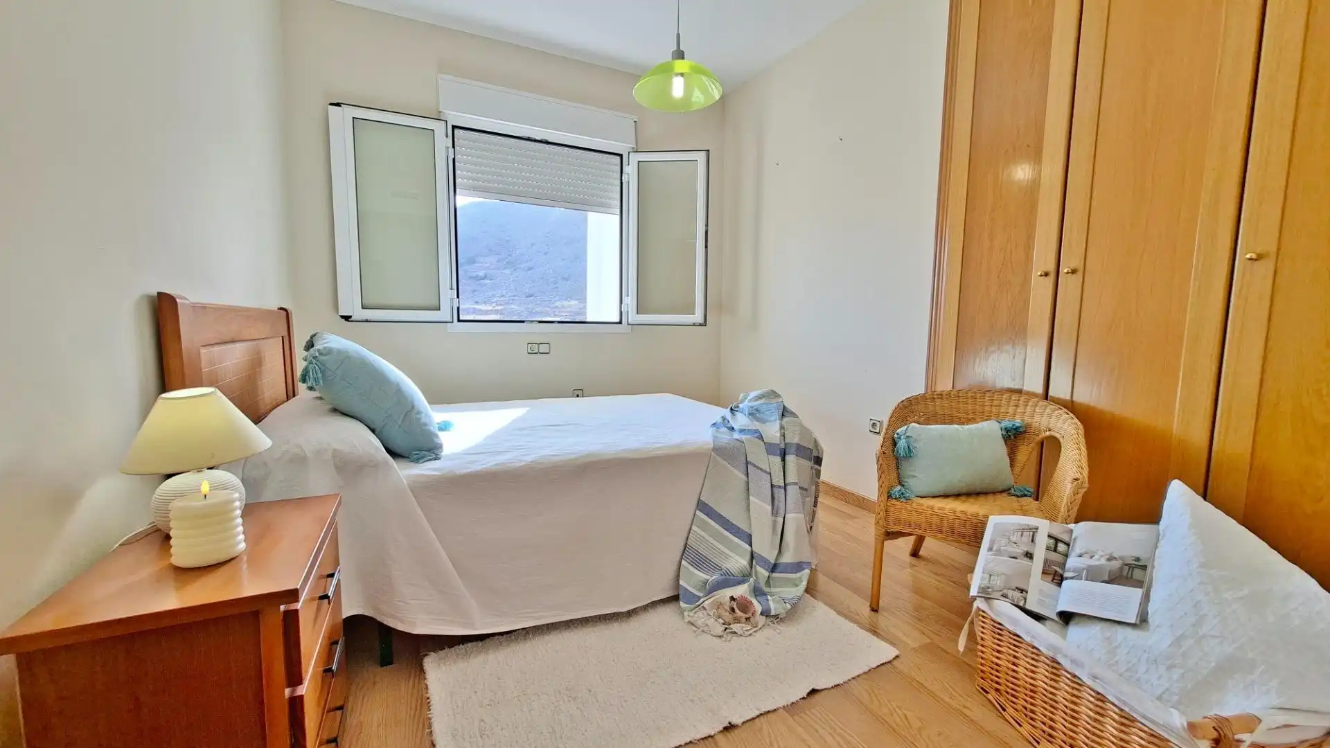 Habitación de Apartamento en venta en Carboneras con Jardín privado, Terraza y Alarma