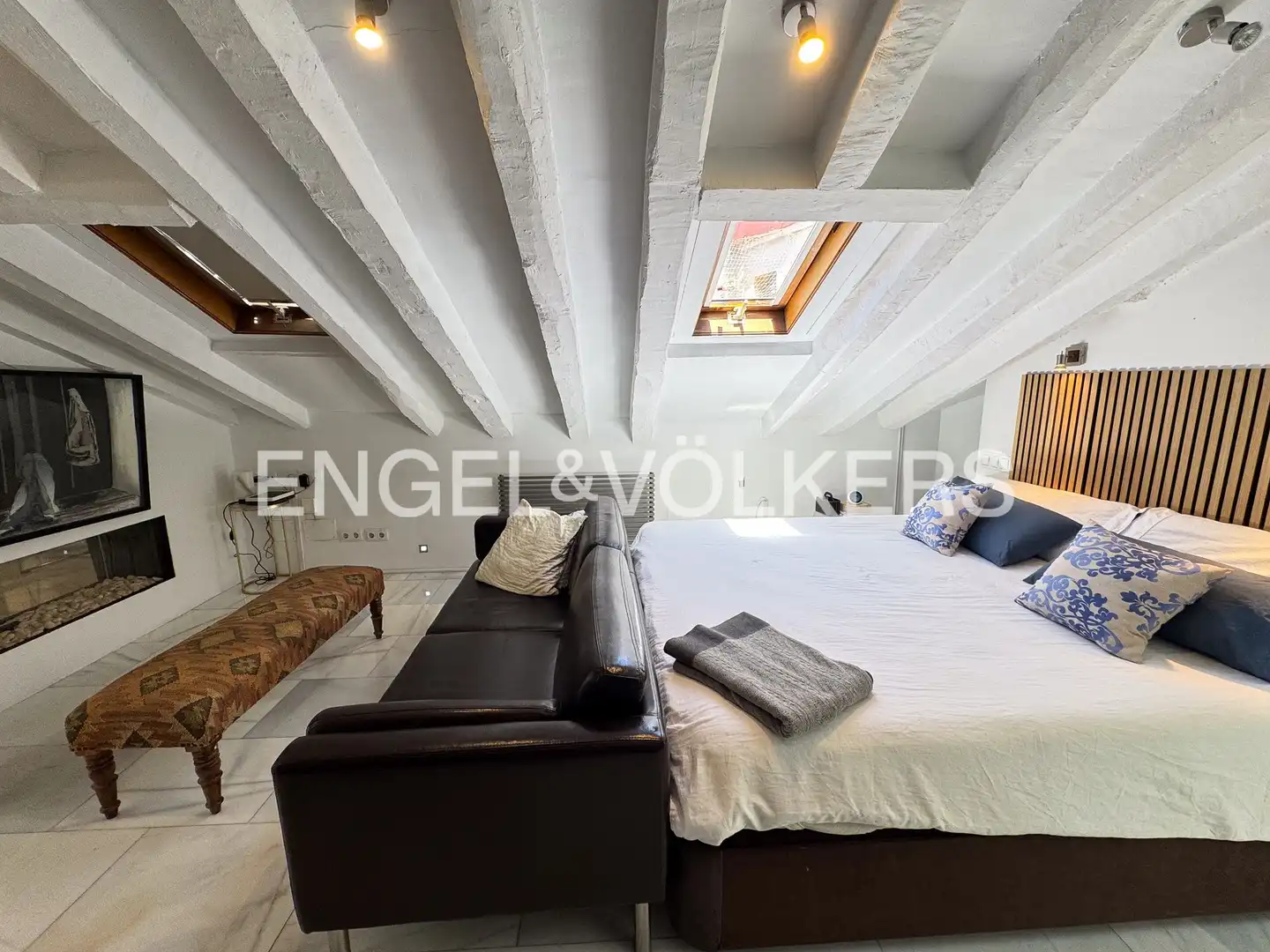 Living room of Flat for rent in Madrid  with Air Conditioner, Heating and Terrace