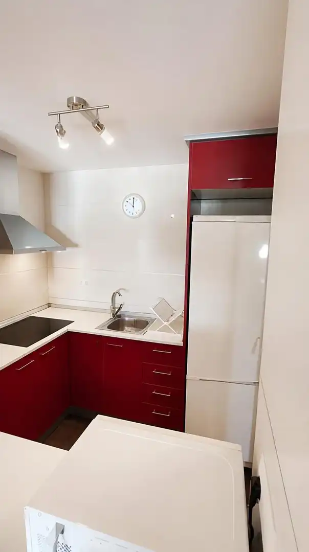 Kitchen of Flat for rent in Granada  with Air Conditioner, Heating and Private garden