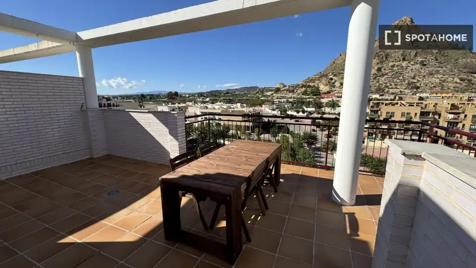 Terraza de Apartamento para compartir en Villanueva del Río Segura con Aire acondicionado, Terraza y Amueblado