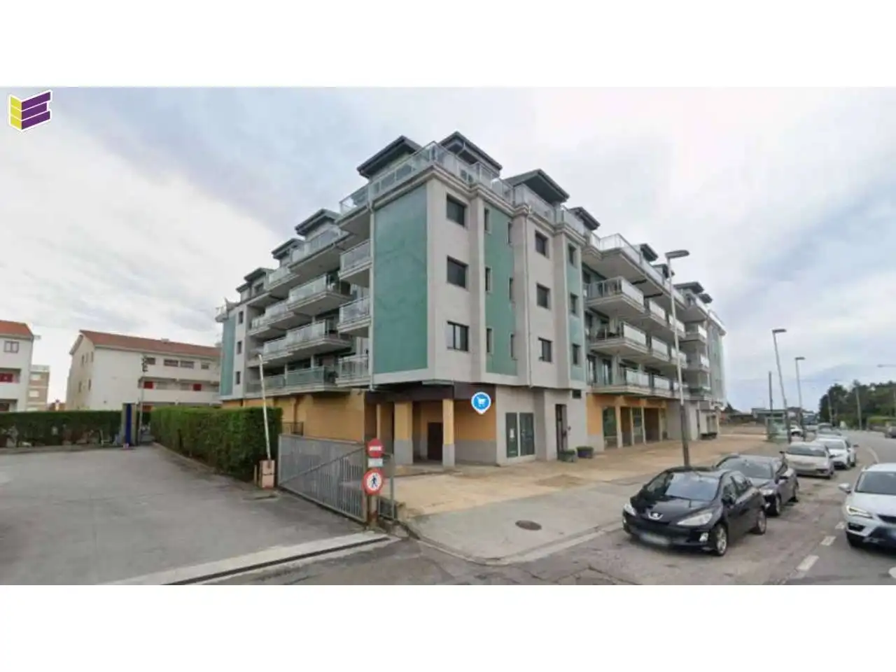 Piso con ascensor en venta en Carretera Circunvalación 9