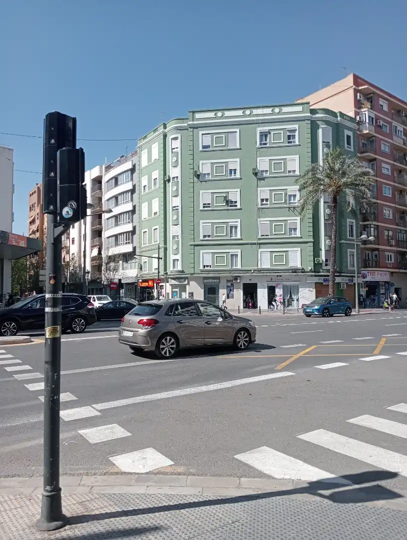 Vista exterior de Piso en venta en Valencia con Aire acondicionado, Parquet y Amueblado