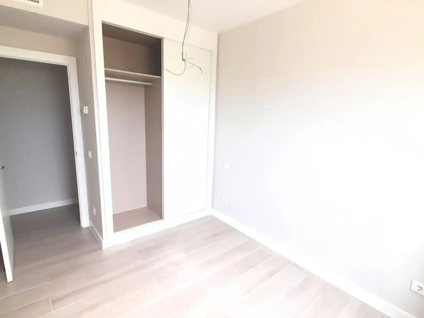 Schlafzimmer von Wohnung zur Miete in Tres Cantos mit Heizung, Terrasse und Abstellraum