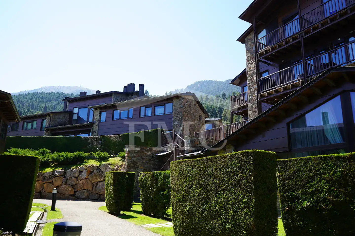 Houses for sale in Alp  with Heating, Parquet flooring and Terrace
