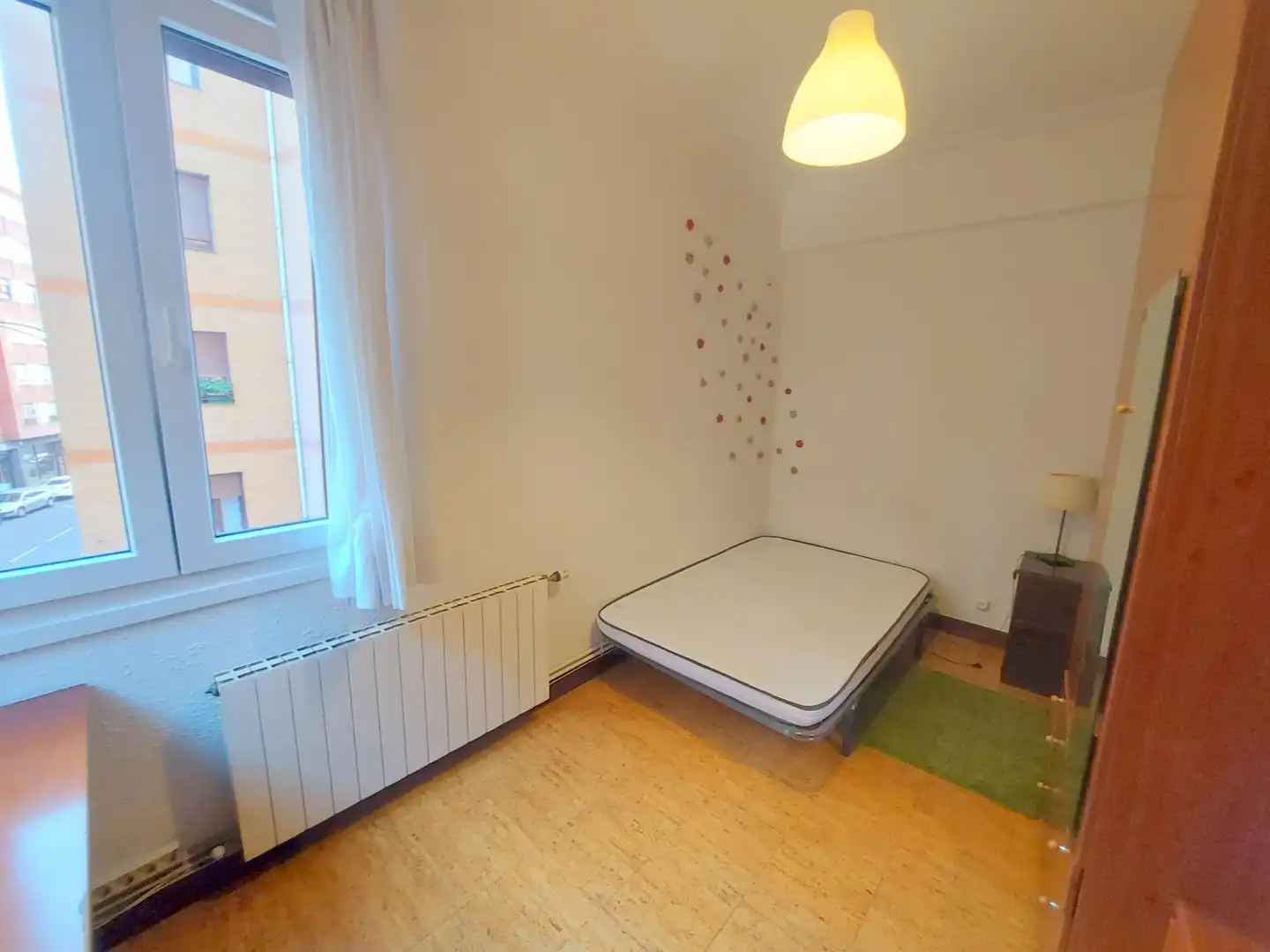 Bedroom of Flat for sale in Bilbao   with Heating, Furnished and Balcony